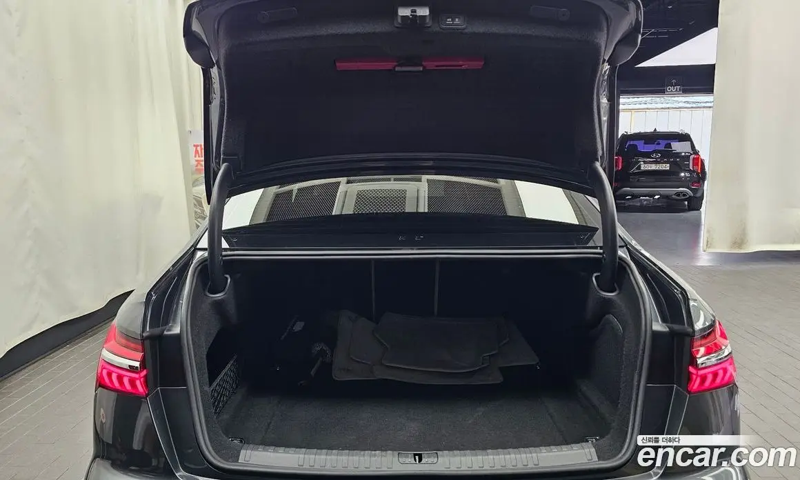 Audi A6 2021 3.0 автомат (гидро), фото 26