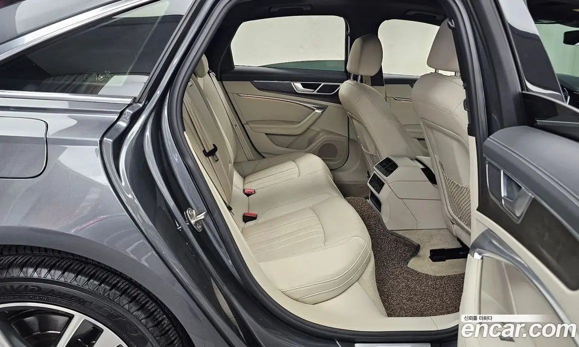 Audi A6 2021 3.0 автомат (гидро), фото 31