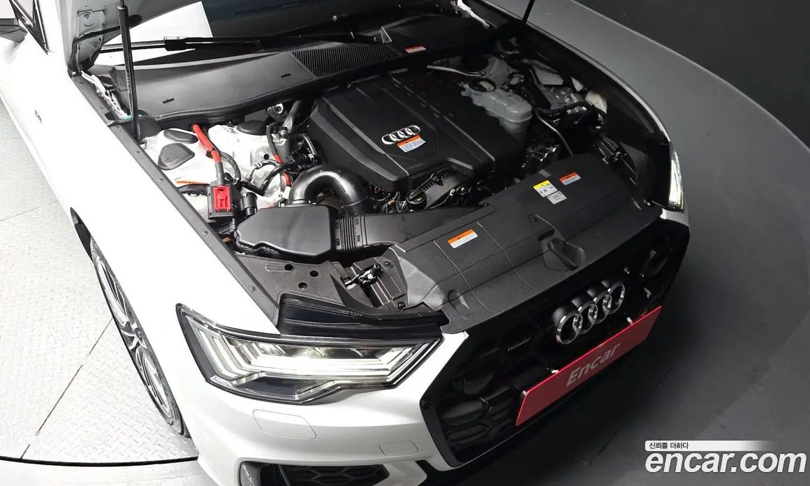 Audi A6 2025 2.0 автомат (гидро), фото 6
