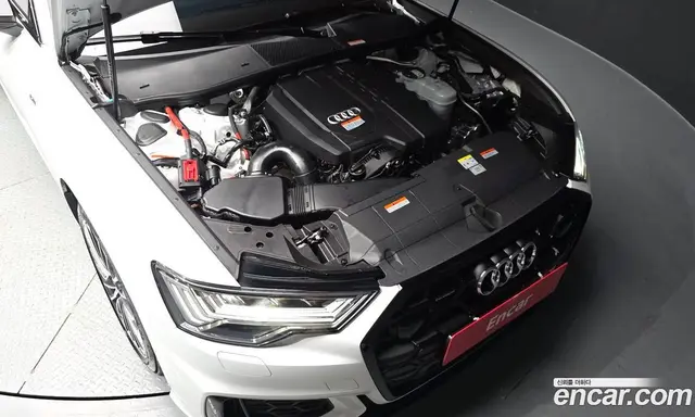 Audi A6 2025 2.0 автомат (гидро), миниатюра 6