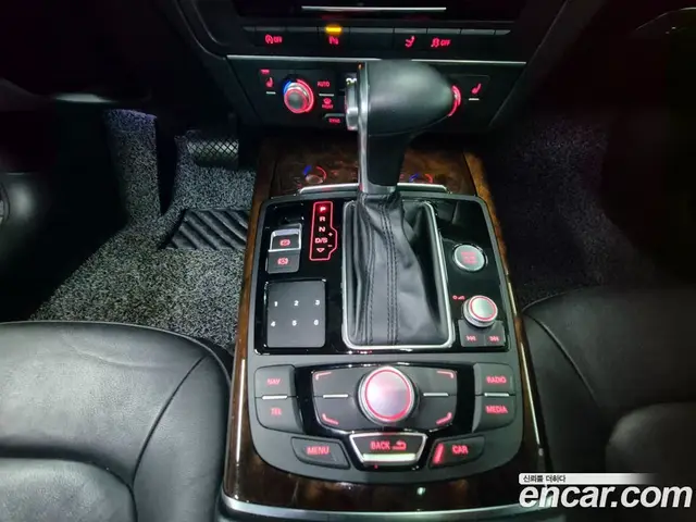 Audi A7 2014 3.0 автомат (гидро), миниатюра 9 Audi A7 2014 3.0 автомат (гидро), миниатюра 9