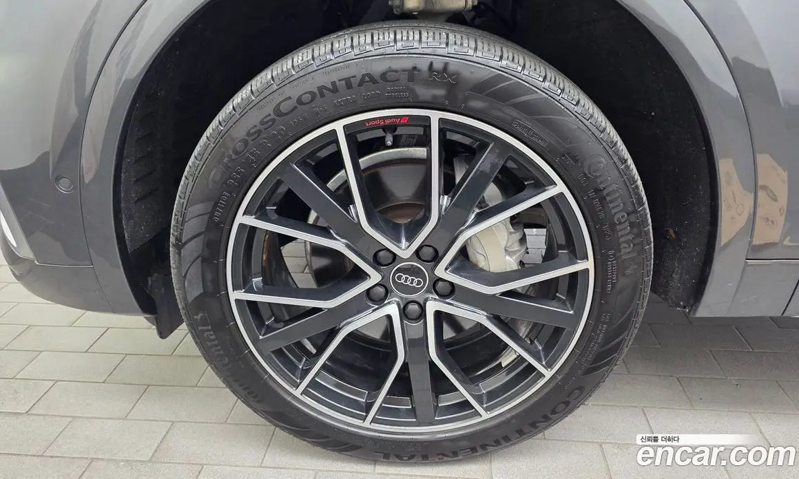 Audi Q5 2023 2.0 автомат (гидро), фото 5