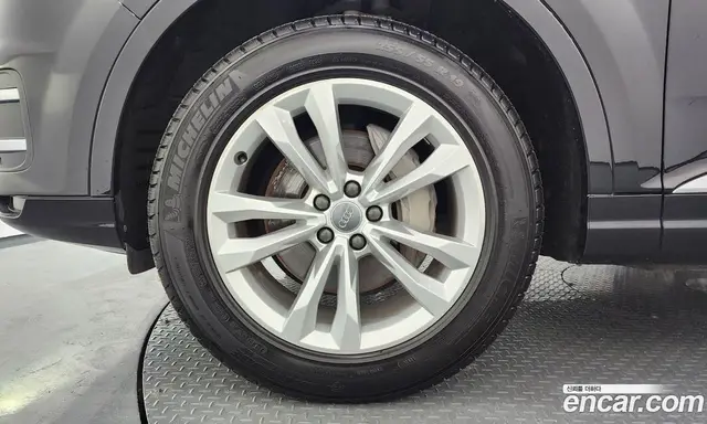 Audi Q7 2019 2.0 автомат (гидро), миниатюра 5
