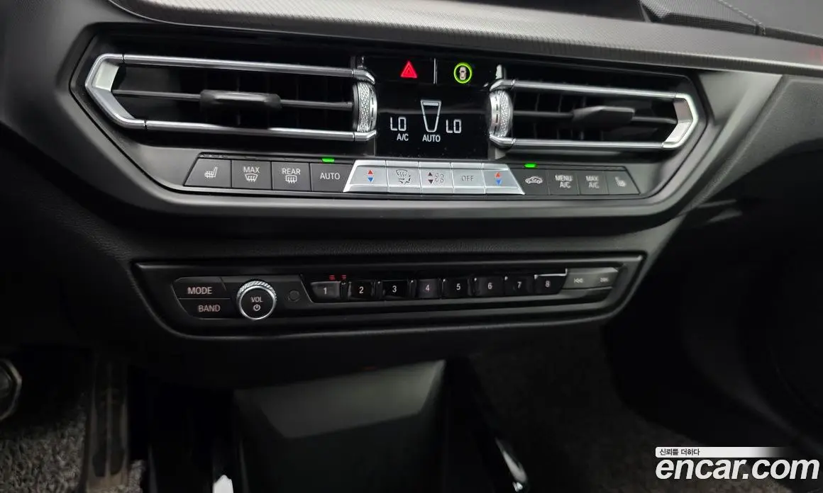 BMW 1 серия 2021 2.0 автомат (гидро), фото 23