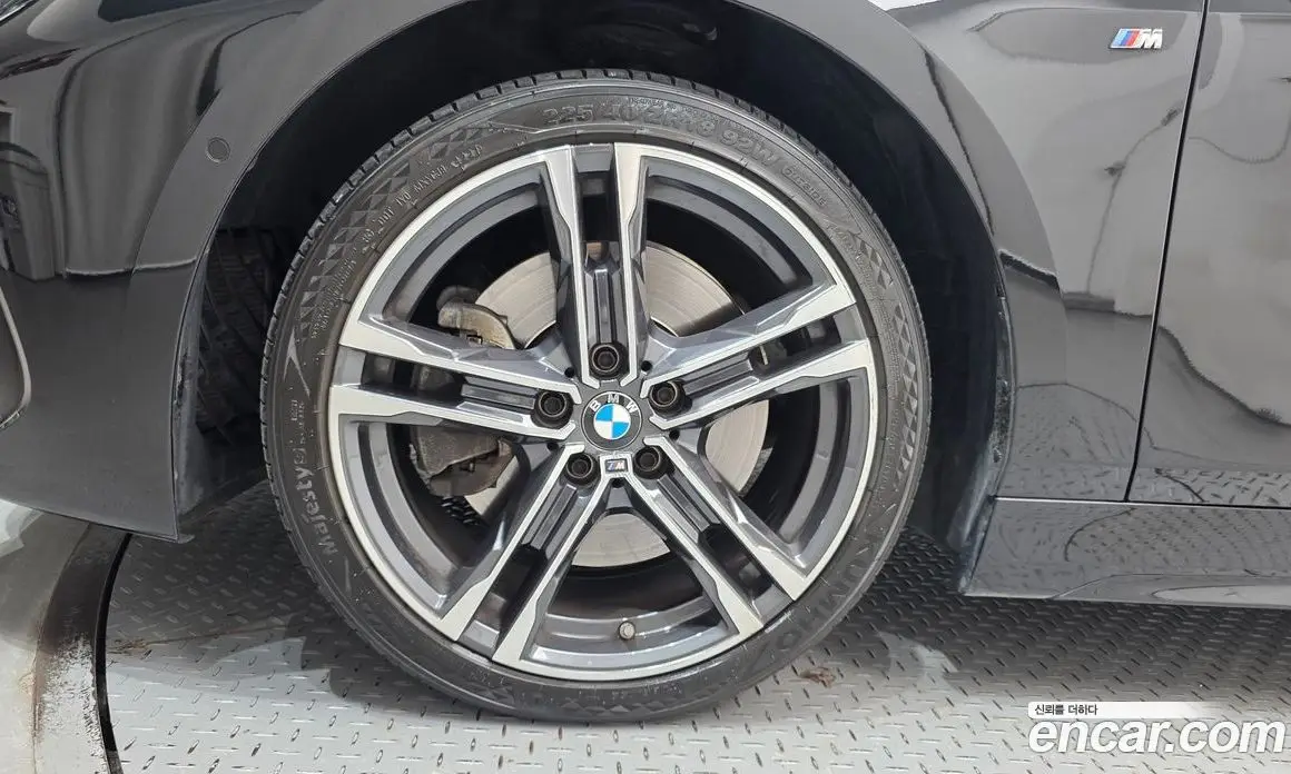 BMW 1 серия 2021 2.0 автомат (гидро), фото 5