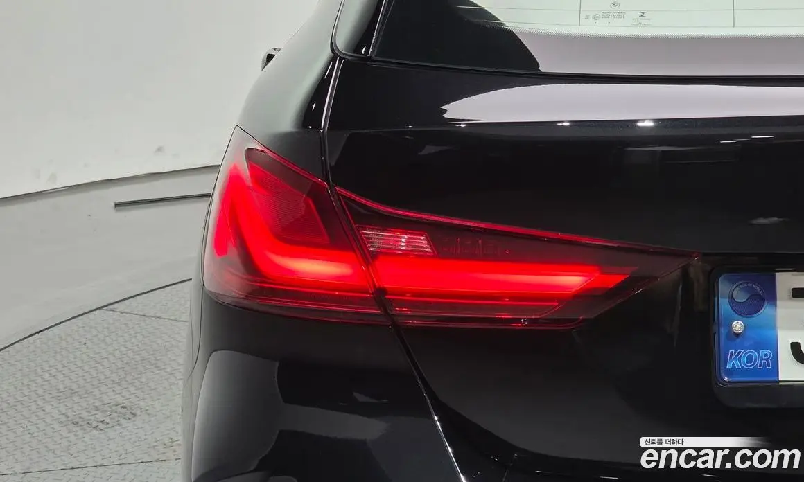 BMW 1 серия 2021 2.0 автомат (гидро), фото 9