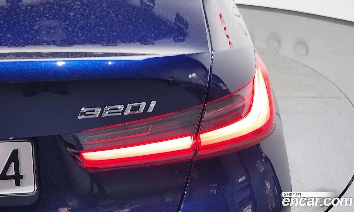 BMW 3 серия 2025 2.0 автомат (гидро), фото 9