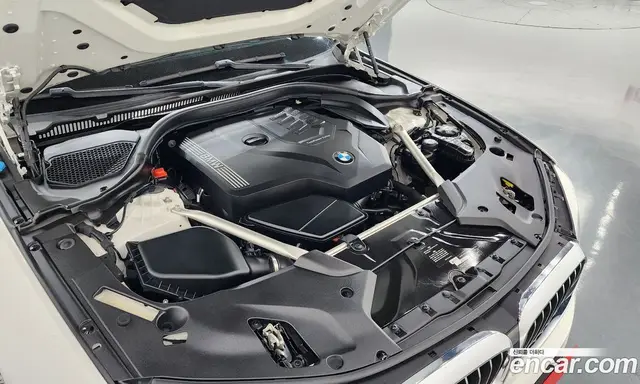 BMW 5 серия 2020 2.0 автомат (гидро), миниатюра 6