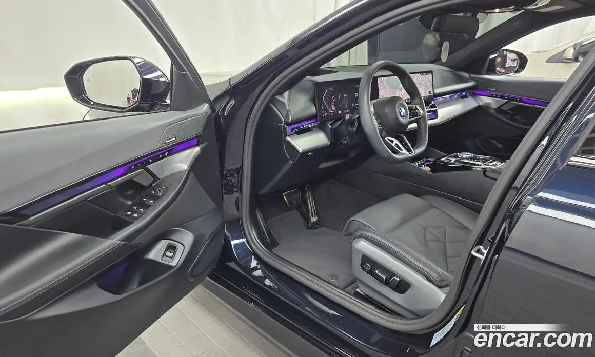 BMW 5 серия 2025 2.0 автомат (гидро), фото 13
