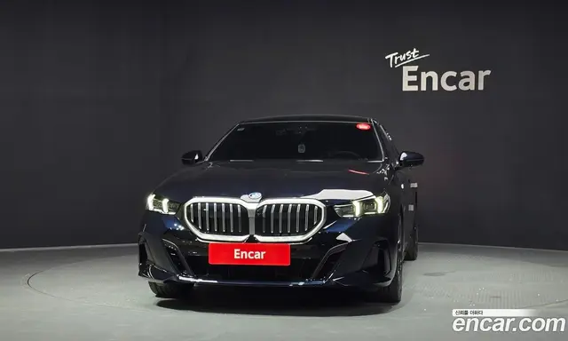 BMW 5 серия 2025 2.0 автомат (гидро), миниатюра 3