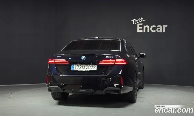 BMW 5 серия 2025 2.0 автомат (гидро), миниатюра 4