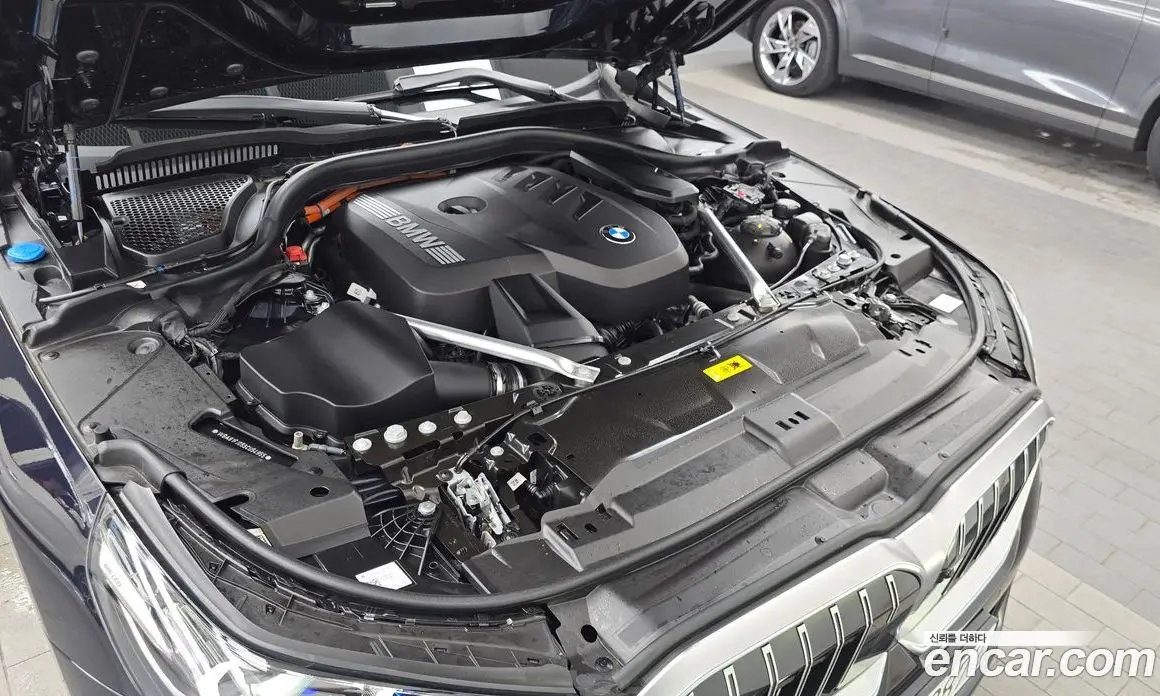 BMW 5 серия 2025 2.0 автомат (гидро), фото 6