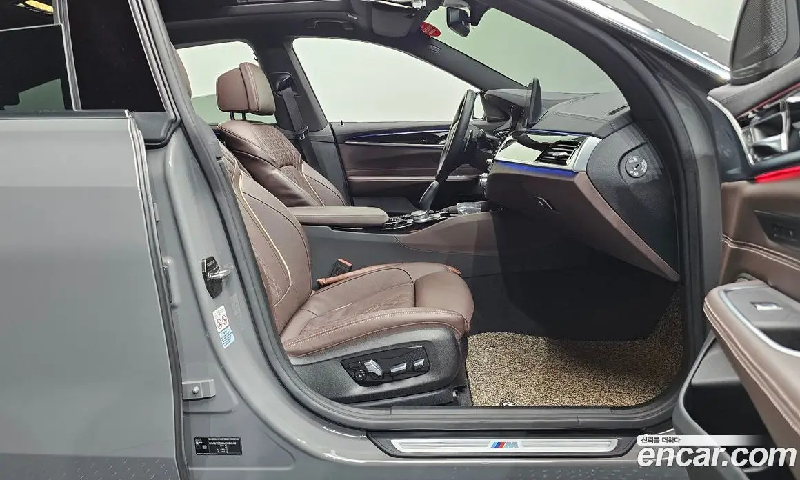 BMW 6 серия 2021 3.0 автомат (гидро), фото 16