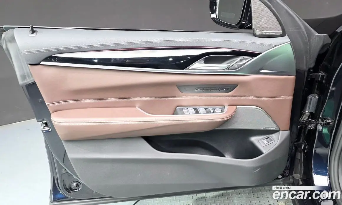 BMW 6 серия 2024 3.0 автомат (гидро), фото 14