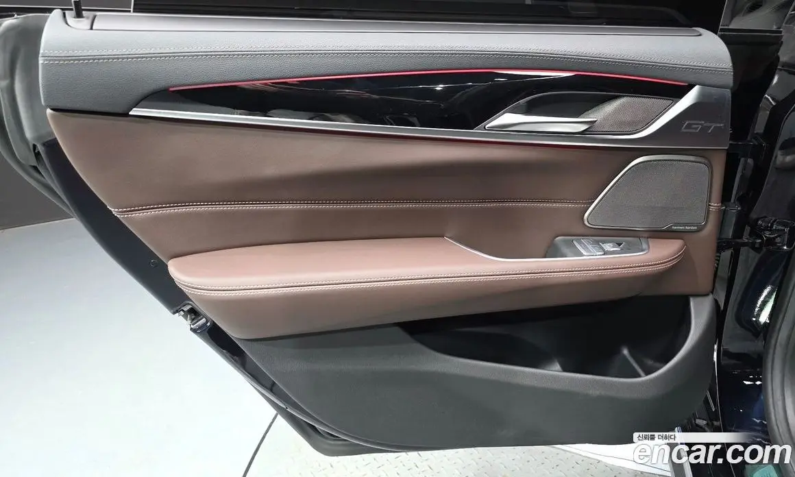 BMW 6 серия 2024 3.0 автомат (гидро), фото 15