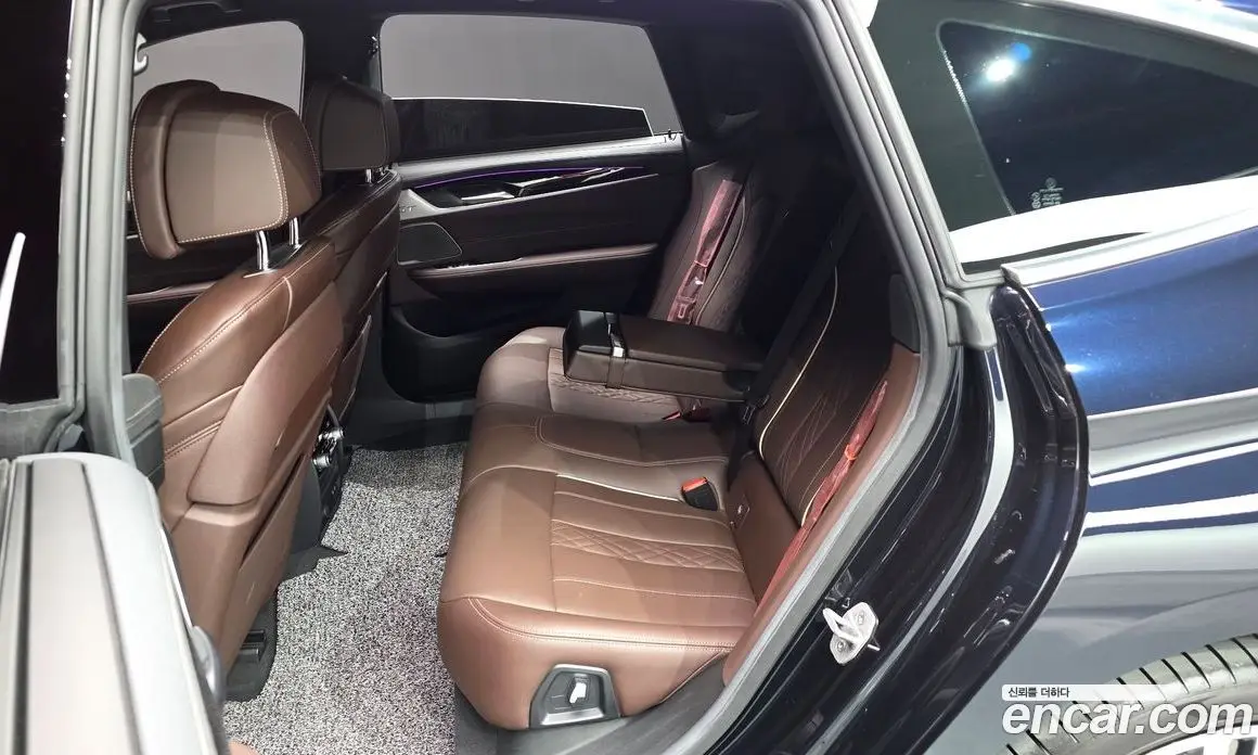 BMW 6 серия 2024 3.0 автомат (гидро), фото 19