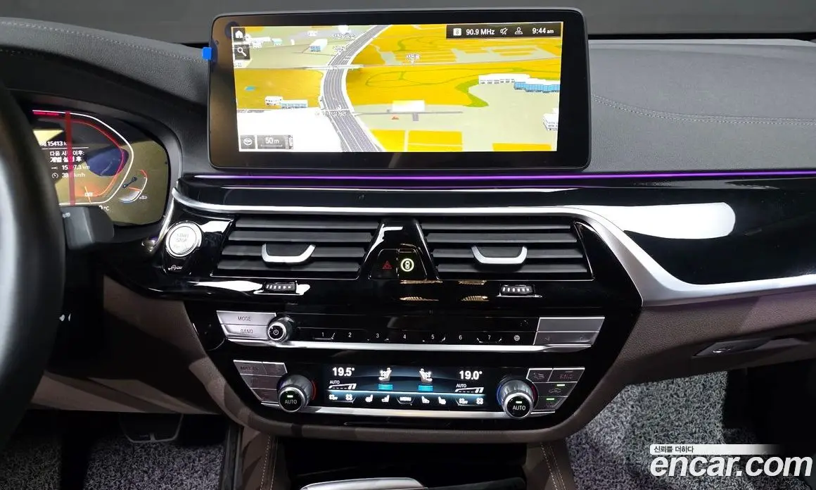 BMW 6 серия 2024 3.0 автомат (гидро), фото 20
