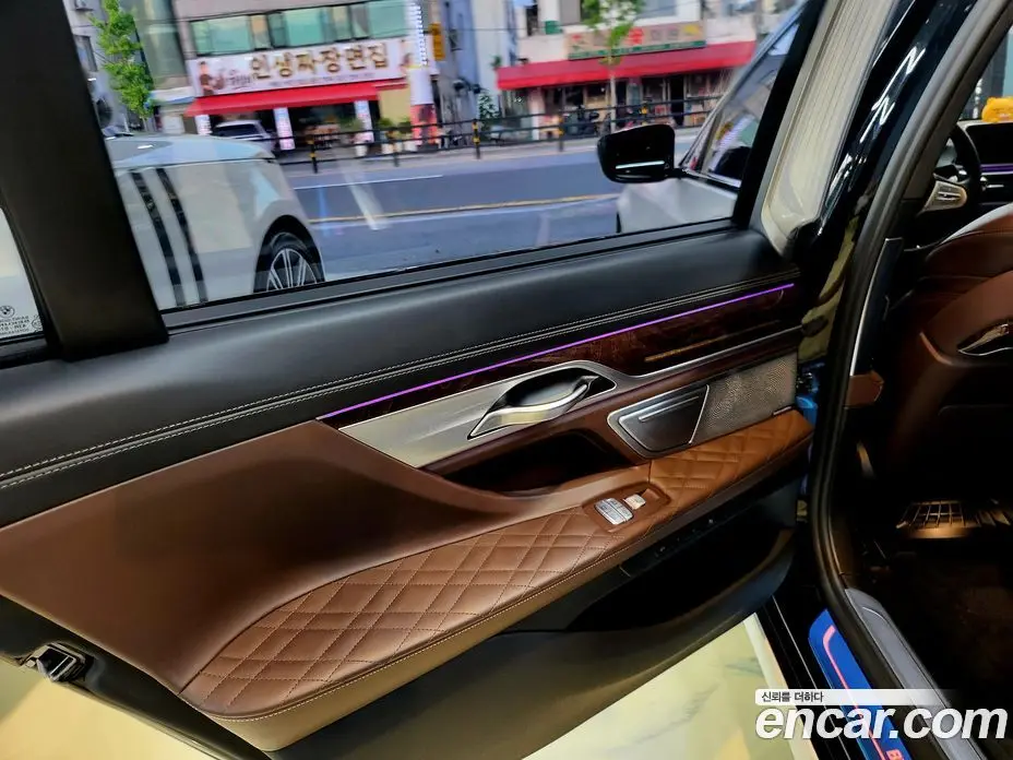 BMW 7 серия 2019 4.4 автомат (гидро), фото 7