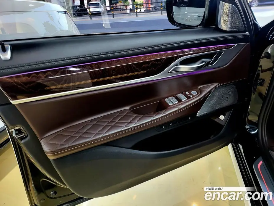 BMW 7 серия 2019 4.4 автомат (гидро), фото 8