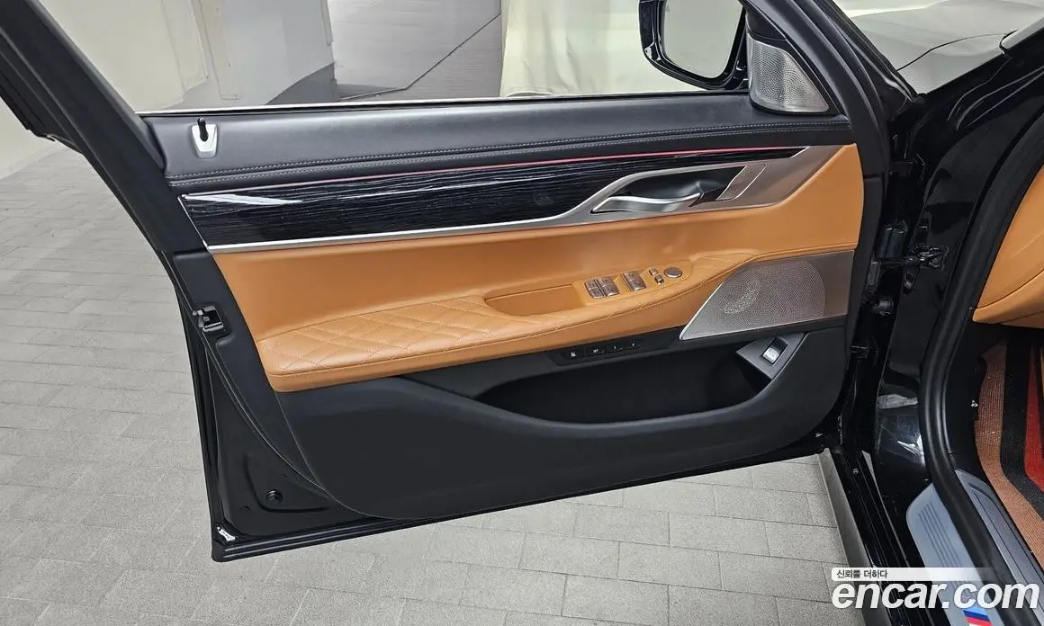 BMW 7 серия 2022 3.0 автомат (гидро), фото 13