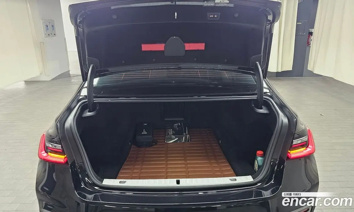 BMW 7 серия 2022 3.0 автомат (гидро), фото 26