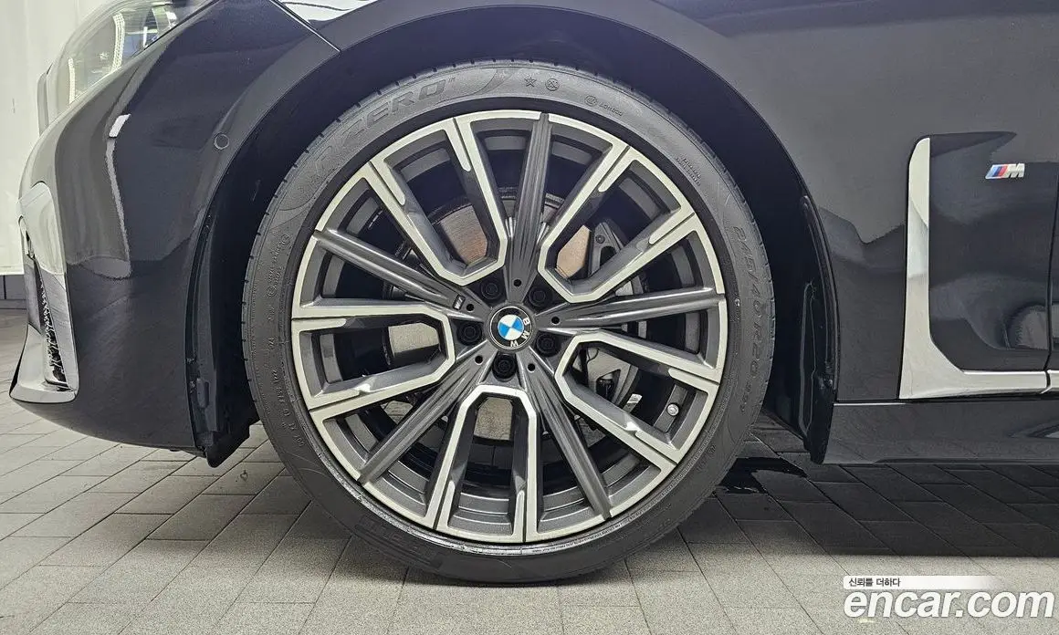 BMW 7 серия 2022 3.0 автомат (гидро), фото 4