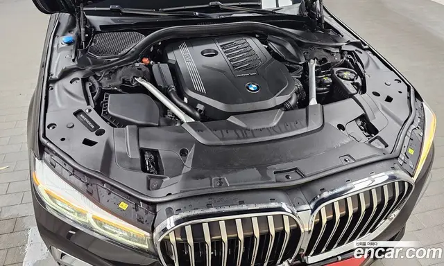 BMW 7 серия 2022 3.0 автомат (гидро), миниатюра 5