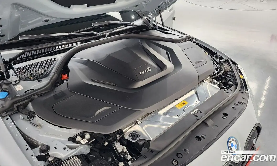 BMW i4 2023 0.2 автомат (гидро), фото 6