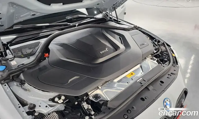BMW i4 2023 0.2 автомат (гидро), миниатюра 6