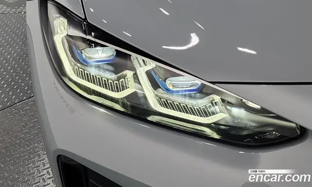 BMW i4 2023 0.2 автомат (гидро), миниатюра 8