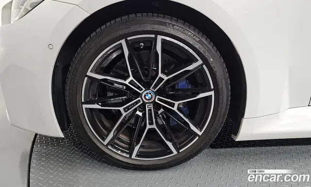 BMW M2 2023 3.0 автомат (гидро), миниатюра 5