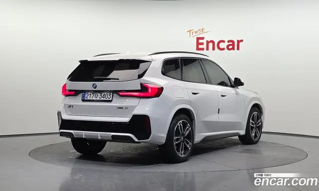 BMW X1 2023 2.0 автомат (гидро), миниатюра 2