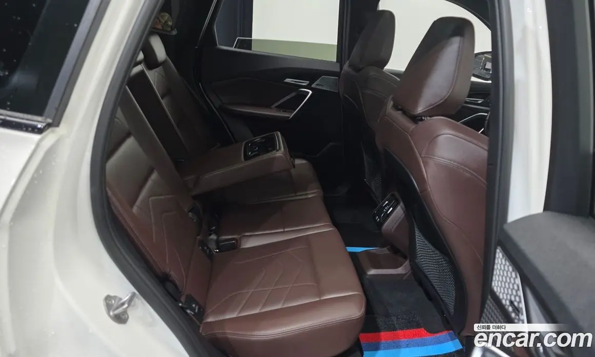 BMW X1 2023 2.0 автомат (гидро), фото 17