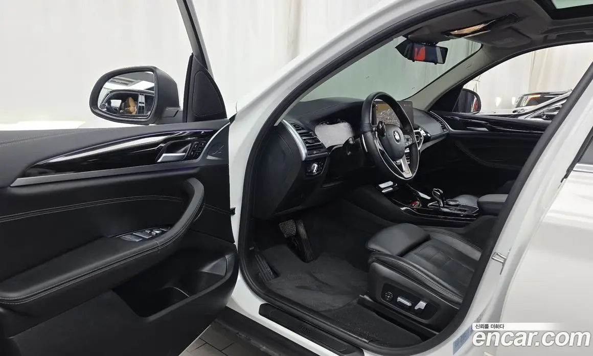 BMW X3 2022 2.0 автомат (гидро), фото 13
