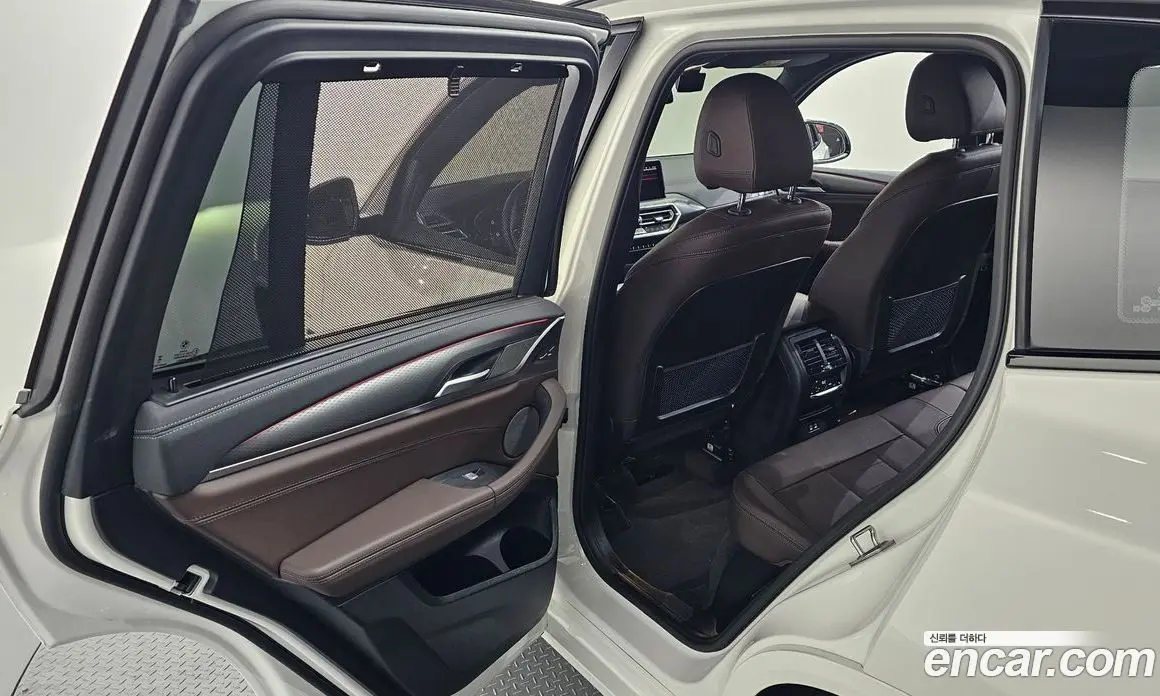 BMW X3 2024 2.0 автомат (гидро), фото 12