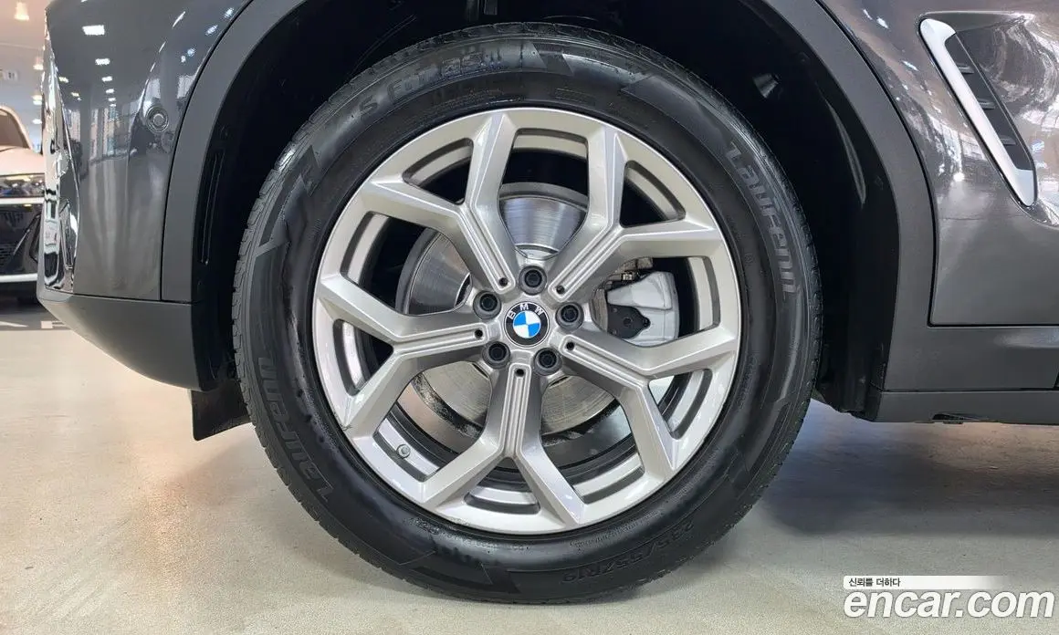 BMW X4 2022 2.0 автомат (гидро), фото 5