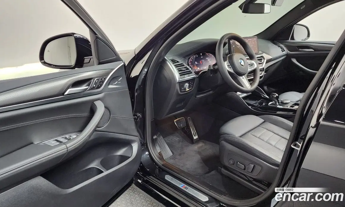 BMW X4 2024 2.0 автомат (гидро), фото 13