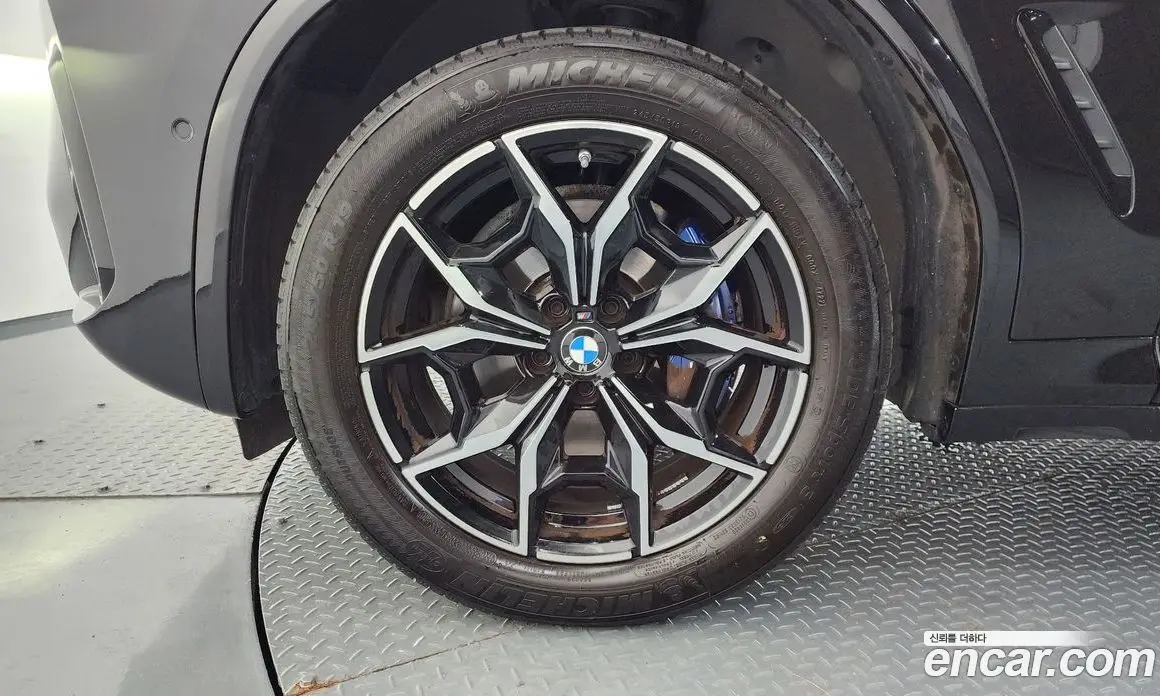 BMW X4 2024 2.0 автомат (гидро), фото 5