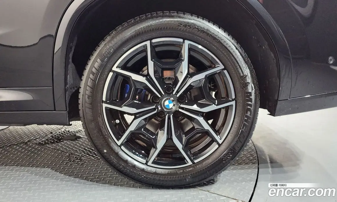 BMW X4 2024 2.0 автомат (гидро), фото 7