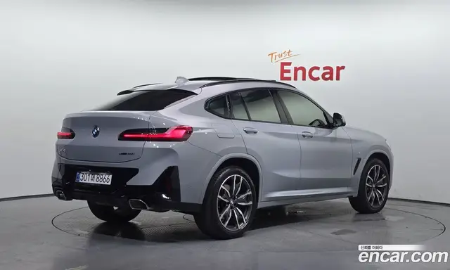 BMW X4 2025 2.0 автомат (гидро), миниатюра 2