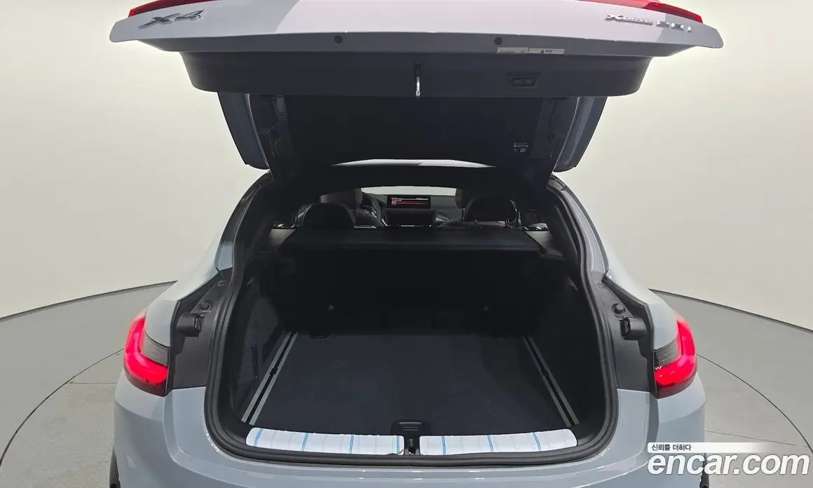BMW X4 2025 2.0 автомат (гидро), фото 25