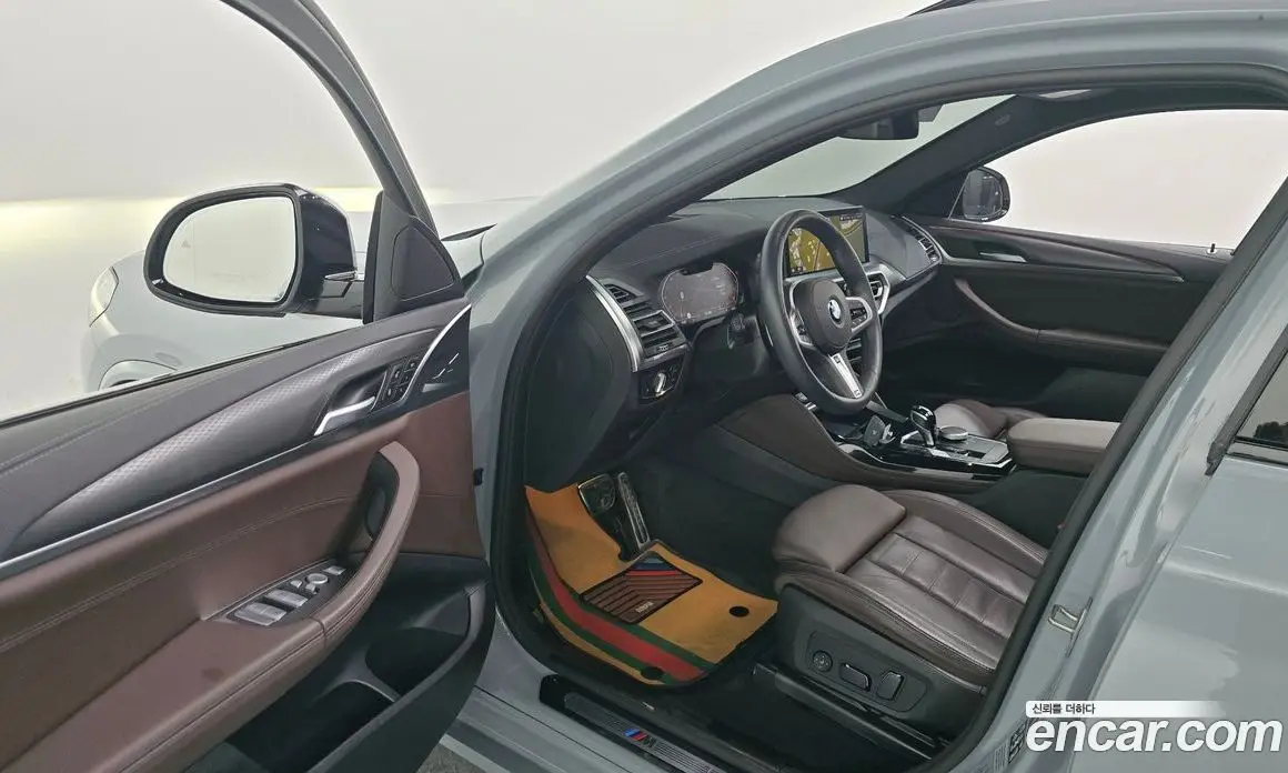 BMW X4 2025 2.0 автомат (гидро), фото 26