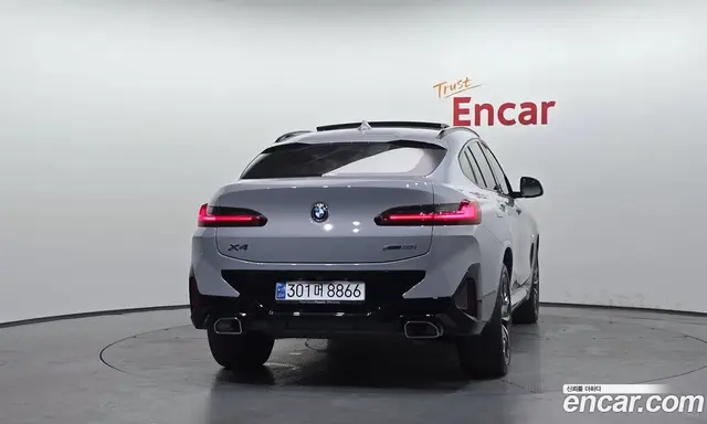 BMW X4 2025 2.0 автомат (гидро), миниатюра 4