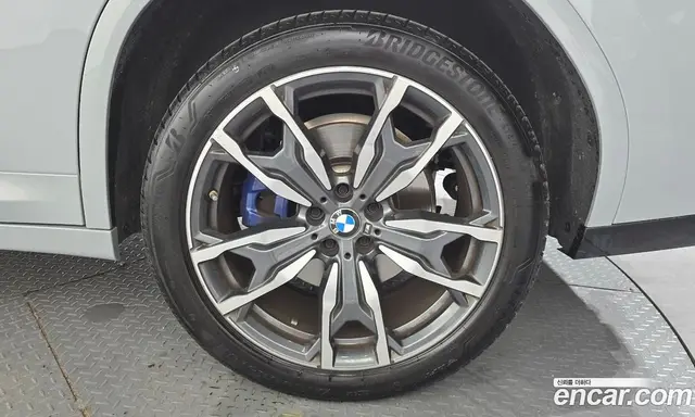 BMW X4 2025 2.0 автомат (гидро), миниатюра 7