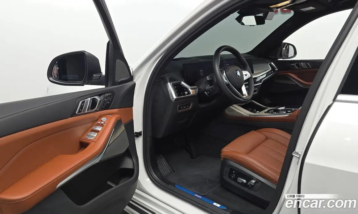 BMW X7 2025 3.0 автомат (гидро), фото 12
