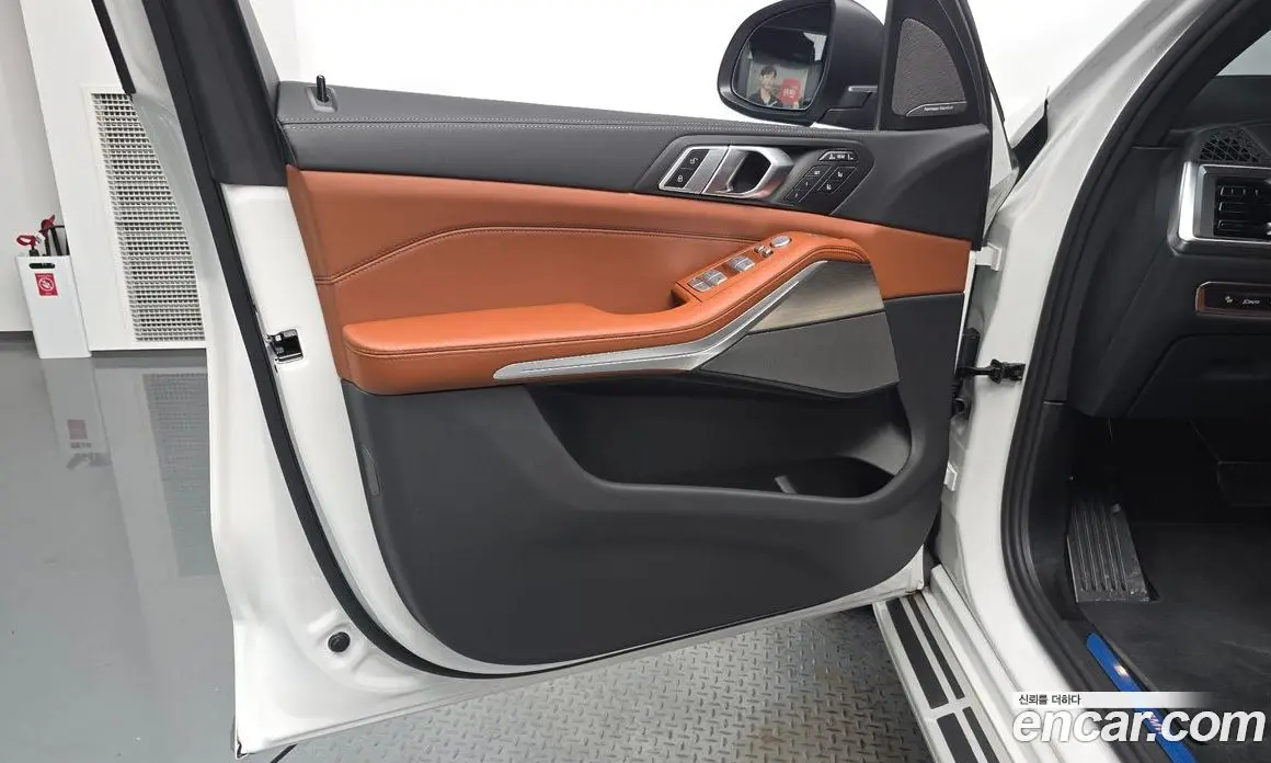 BMW X7 2025 3.0 автомат (гидро), фото 13