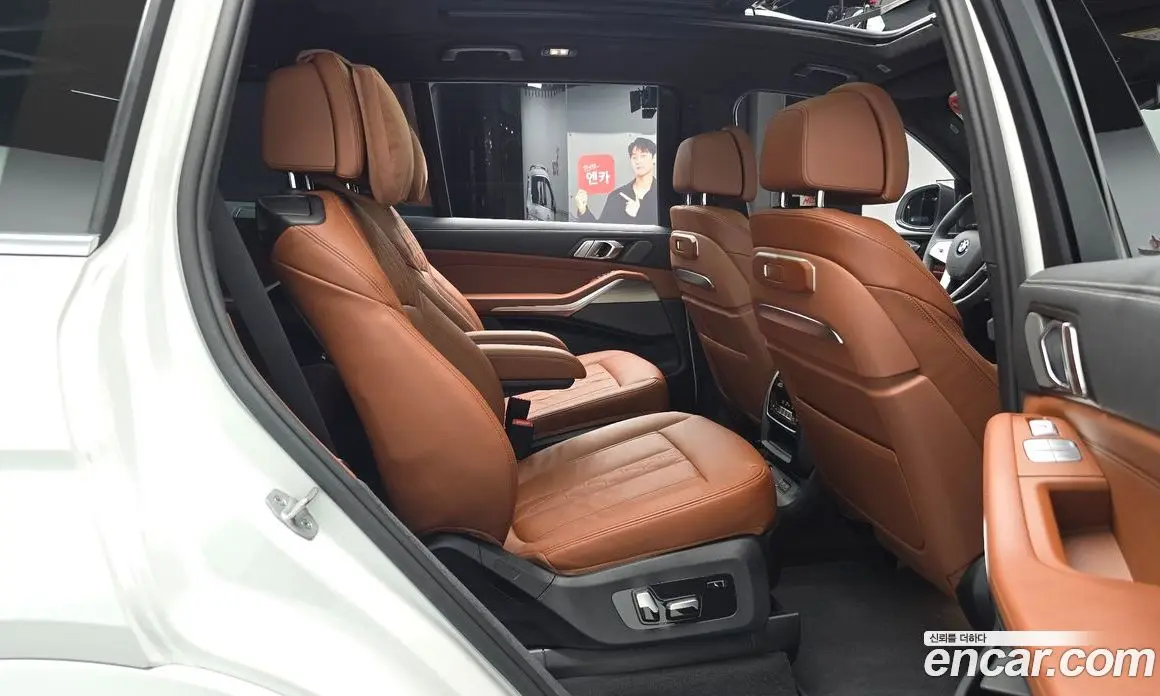 BMW X7 2025 3.0 автомат (гидро), фото 17