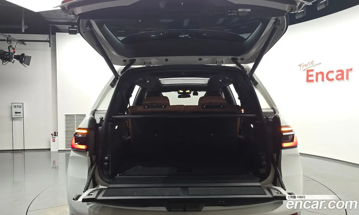 BMW X7 2025 3.0 автомат (гидро), фото 34