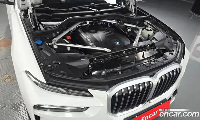 BMW X7 2025 3.0 автомат (гидро), миниатюра 5