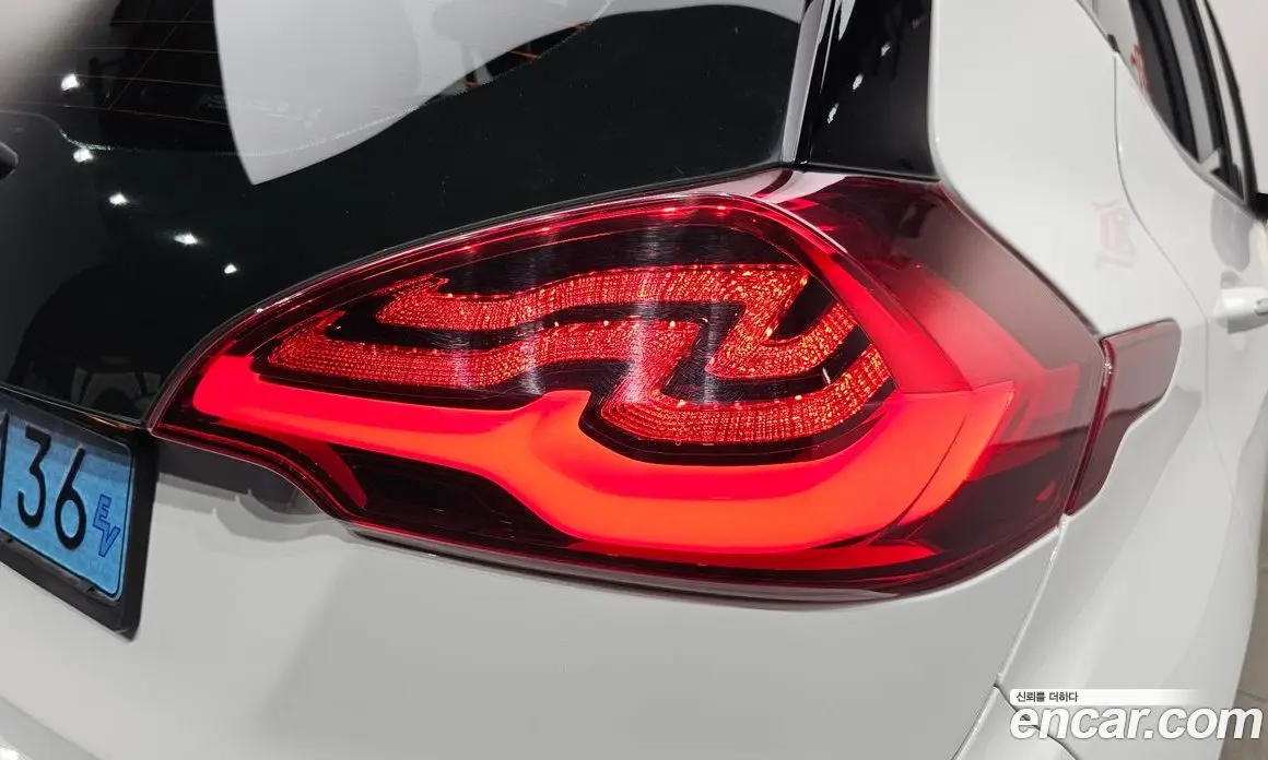Chevrolet Bolt EV 2019 0.2 автомат (гидро), фото 9